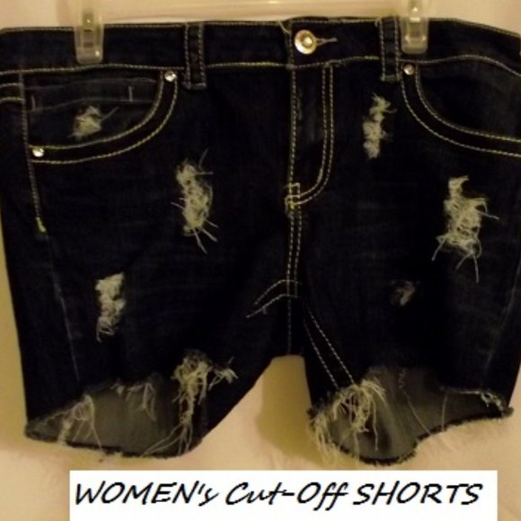 B.B. JEANS Woen's, Cut-off Shorts, Sz 15, Blue - Picture 2 of 14